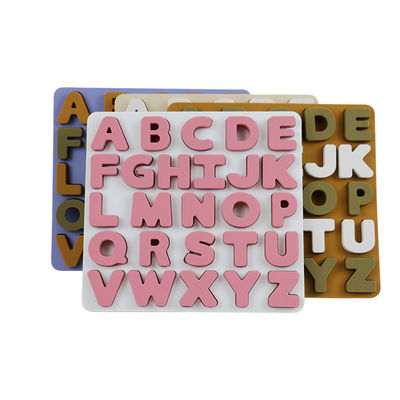 Enigma do silicone das crianças do produto comestível com forma do alfabeto das letras