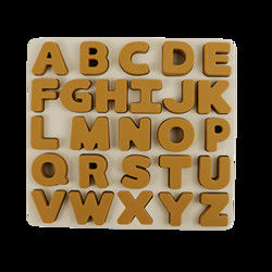 Enigma do silicone das crianças do produto comestível com forma do alfabeto das letras