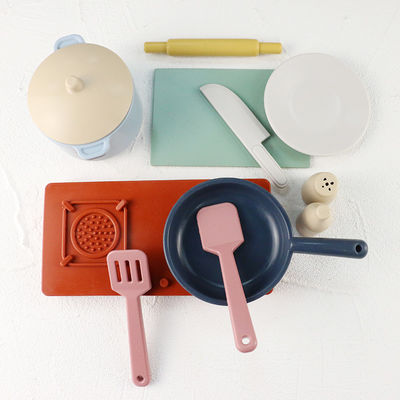 2023 brinquedos livres não tóxicos novos do silicone do bebê de BPA para o cozimento da cozinha da casa do jogo