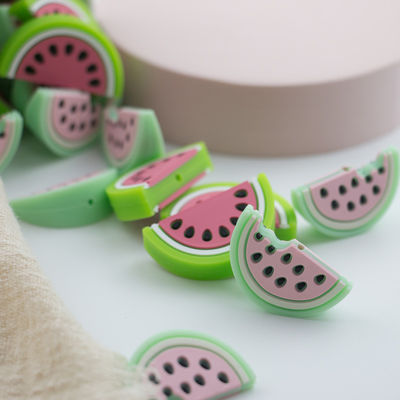 Melancia vermelha o silicone dado forma perla o delicado para sair os dentes do bebê