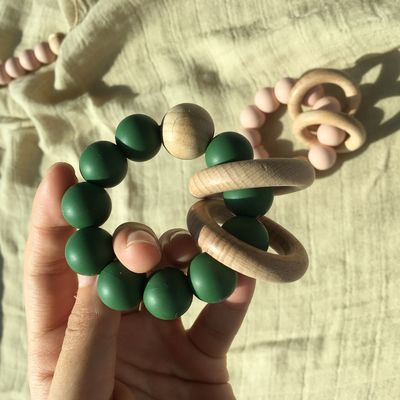 Silicone personalizado que sai os dentes o bracelete do grânulo para o jogo infantil das crianças do bebê