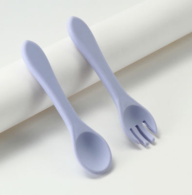 Forquilhas do silicone e colheres feitas sob encomenda, comida para bebê do silicone ajustado para a criança que desmama o treinamento