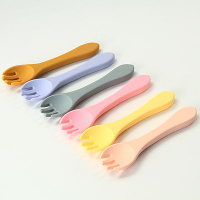 Forquilhas e colheres do silicone do ODM do OEM sustentáveis para a alimentação do bebê