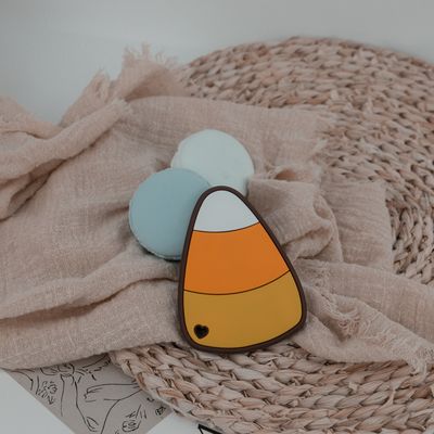 Silicone colorido Teether de Dia das Bruxas com forma do milho de doces do chapéu das bruxas