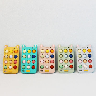 Forma livre Teethers do telefone celular do bebê do silicone de BPA para teeths do bebê do conforto e do relevo dolorosos