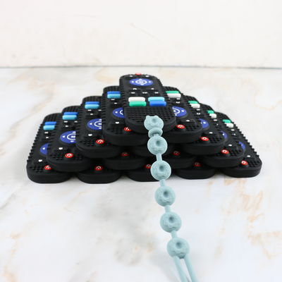 Vário bebê feito sob encomenda dos projetos que sai os dentes produtos no vário brinquedo do teether do silicone do controlador da tevê das cores