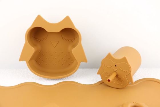Os utensílios de mesa dobráveis do silicone ajustaram bacias &amp; canecas duráveis para o uso exterior