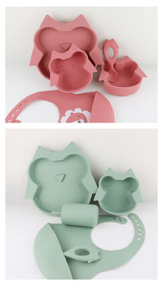 Os multi utensílios de mesa do silicone da finalidade ajustaram não o uso versátil da vara