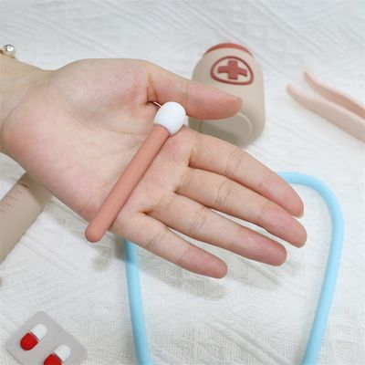 ODM Brinquedos de silicone para bebés Eco-friendly MOQ 100 BPA Free Kids Kit médico de silicone