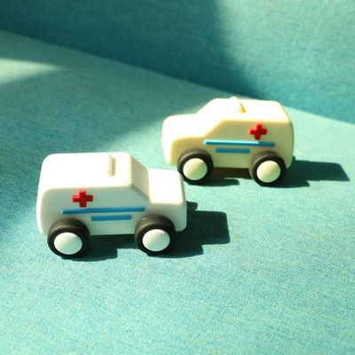 Brinquedos de carro de silicone para bebés em execução Carros de veículos de silicone crianças brincando