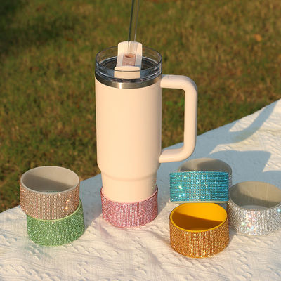 Taça por atacado Glitter Sapatilha de silicone para 20-40oz Bottle Cover Bottom Sleeve Cover Protective tumbler boot impresso