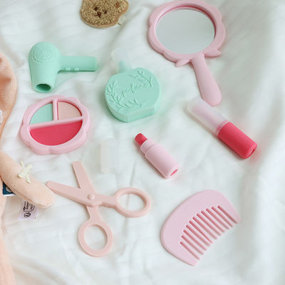 2024 recém-chegados brinquedos de silicone de maquiagem livre de BPA silicone crianças garotas ferramentas de brinquedos com kit