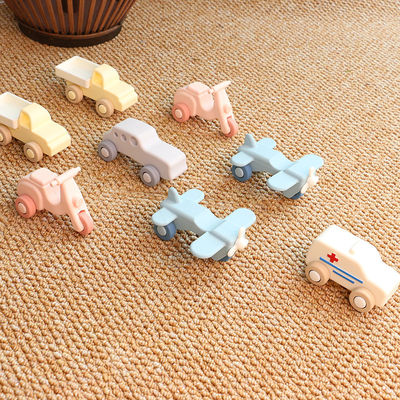 Brinquedos de Carro e Avião Montessori de Silicone Macio – Brinquedos de Desenvolvimento Não Tóxicos para Bebês